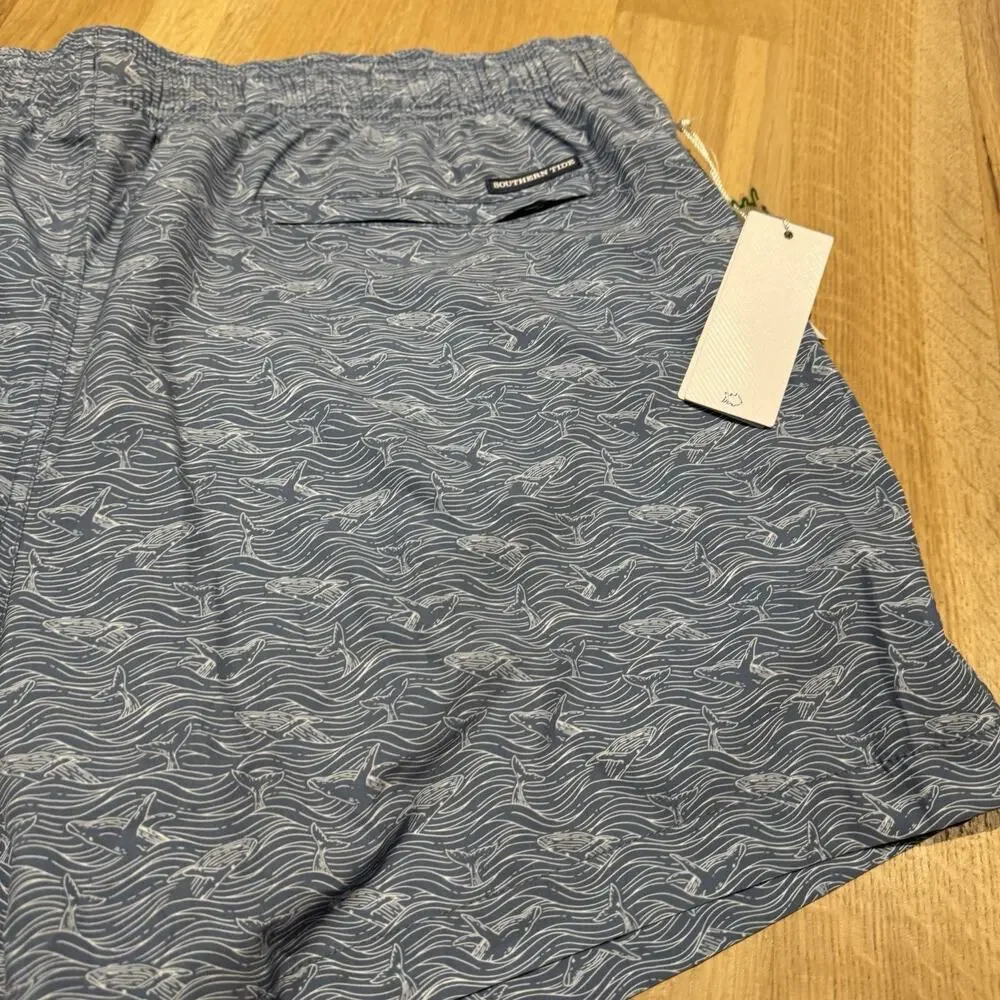 Southern Tide Whale Print Swim Trunks Men’s XXL Blue Board Shorts NWT